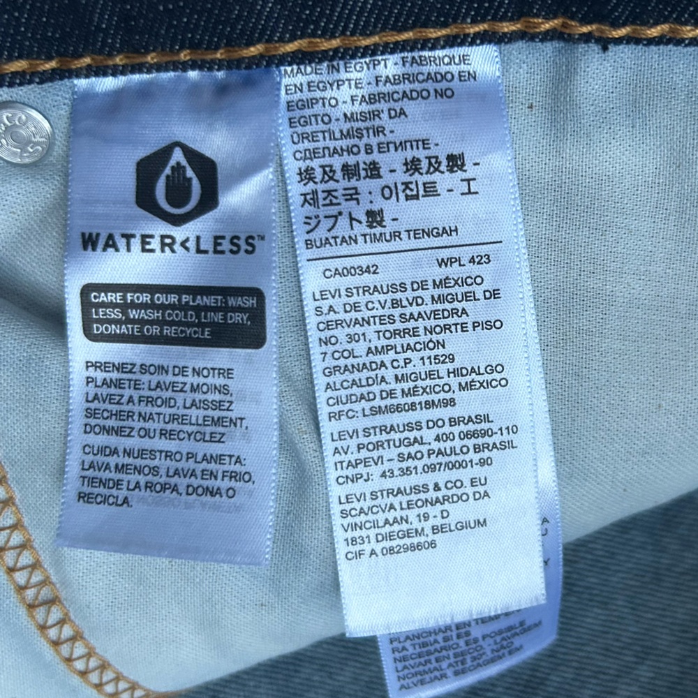 NWT LEVIS 541 48X34 - Picture 8 of 9